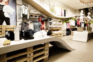 Retail-Shelves-7-Storage-by-HM