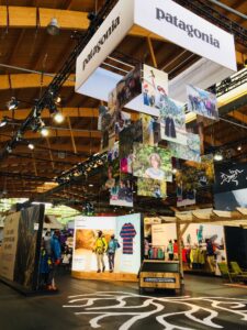 Show-Booth-For-Patagonia-Outdoor-by-EYELEVEL