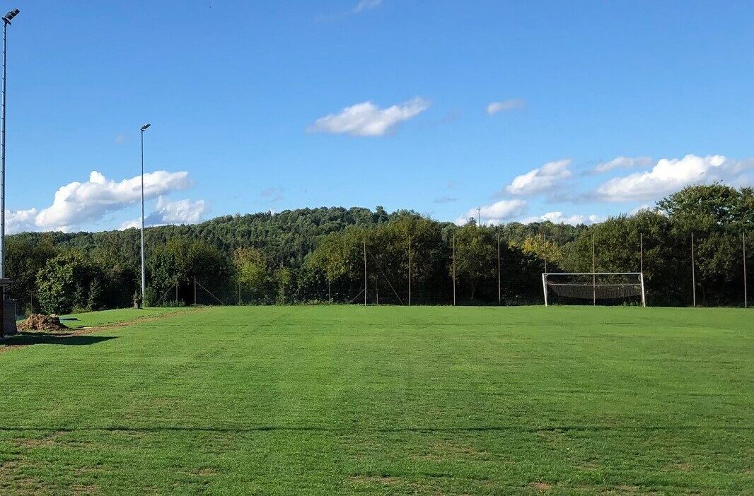 Fußballplatz Rasenbewässerung